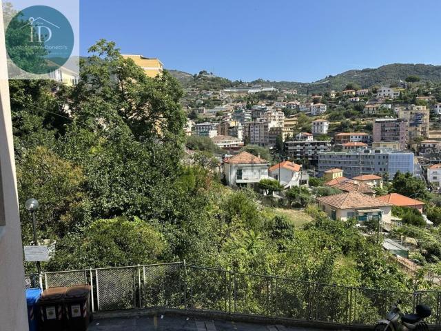 Appartamento in vendita di 95 m² in Via Dante Alighieri, 321
