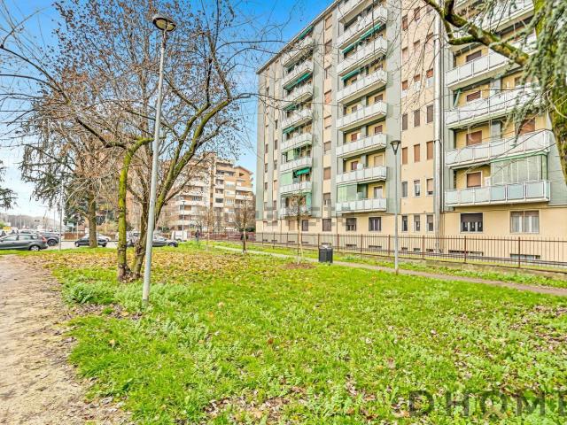 Appartamento in vendita di 95 m² in Via Dante Alighieri, 35
