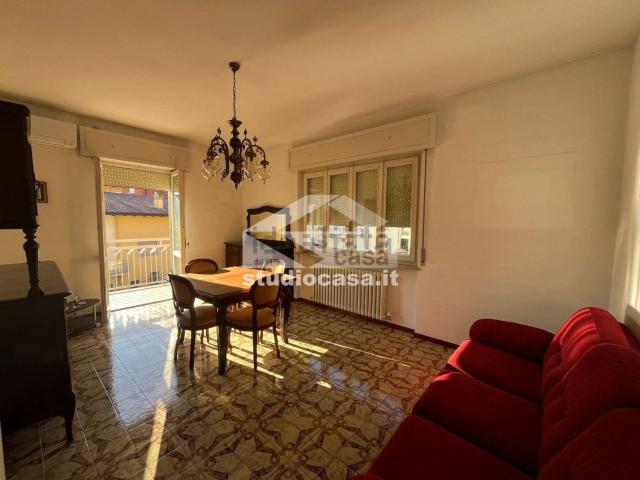Appartamento in vendita di 95 m² in Via degli Alpini