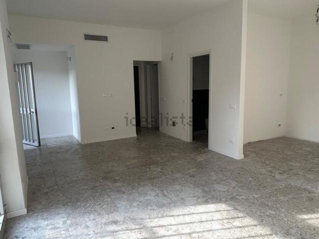 Appartamento in vendita di 95 m² in Via degli Artigiani