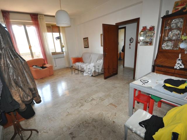 Appartamento in vendita di 95 m² in Via dei Colli