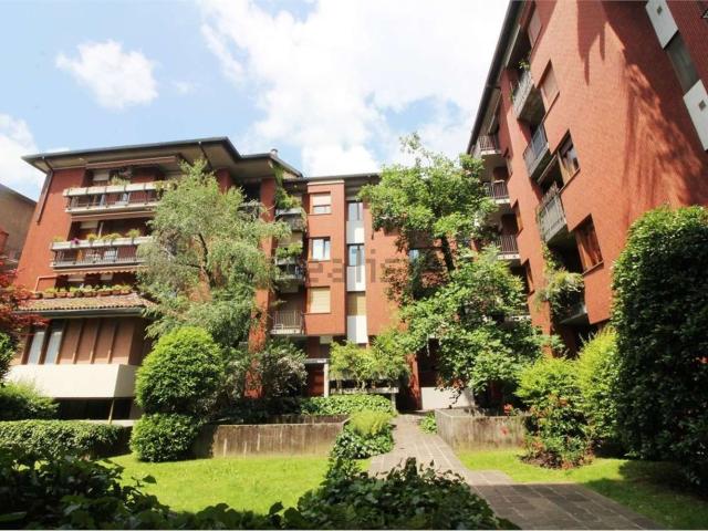 Appartamento in vendita di 95 m² in Via dei Cappuccini, 13