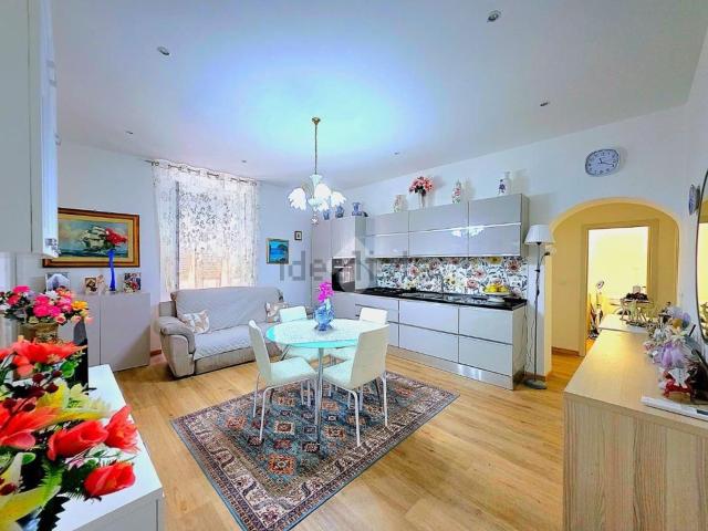 Appartamento in vendita di 95 m² in Via dei del Carretto, 2