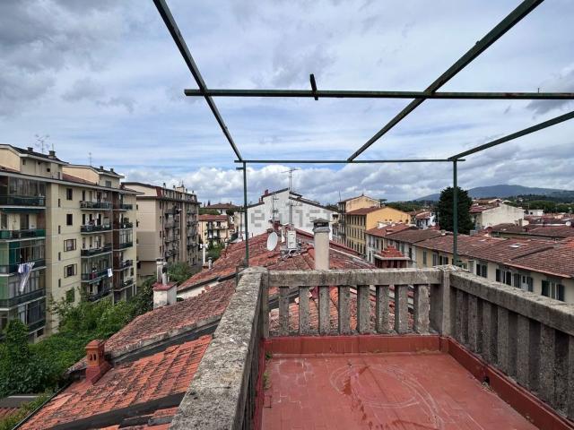 Appartamento in vendita di 95 m² in Via dei Falcucci