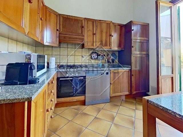 Appartamento in vendita di 95 m² in Via dei Lorenzetti