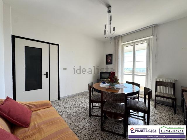 Appartamento in vendita di 95 m² in Via dei Messapi