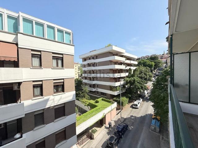 Appartamento in vendita di 95 m² in Via dei Porta, 11