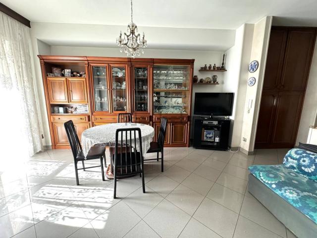 Appartamento in vendita di 95 m² in Via dei Partigiani, 116