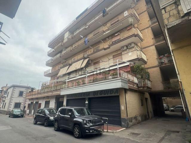 Appartamento in vendita di 95 m² in Via dei Quattro Martiri