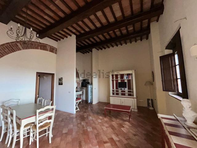 Appartamento in vendita di 95 m² in Via del Castello