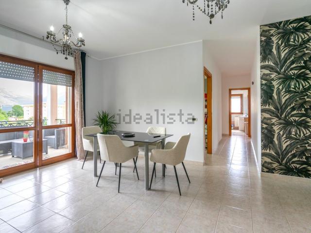 Appartamento in vendita di 95 m² in Via del Ciclamino