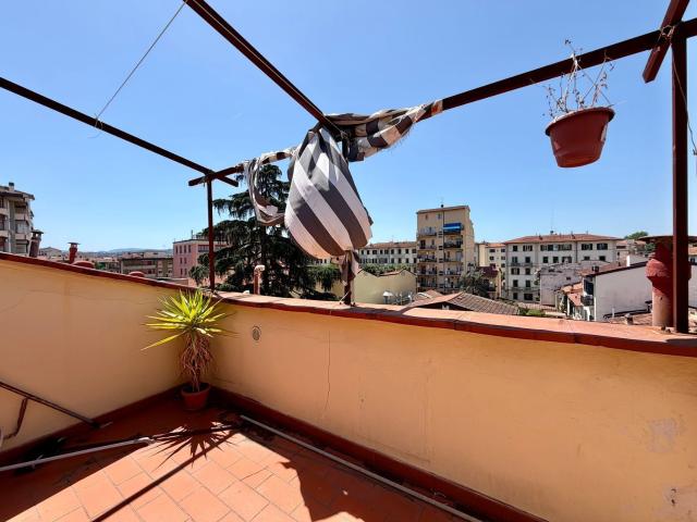 Appartamento in vendita di 95 m² in Via del Ponte alle Mosse, 177