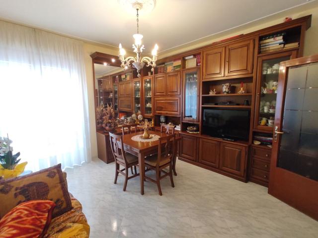 Appartamento in vendita di 95 m² in Via della Bastia, 83