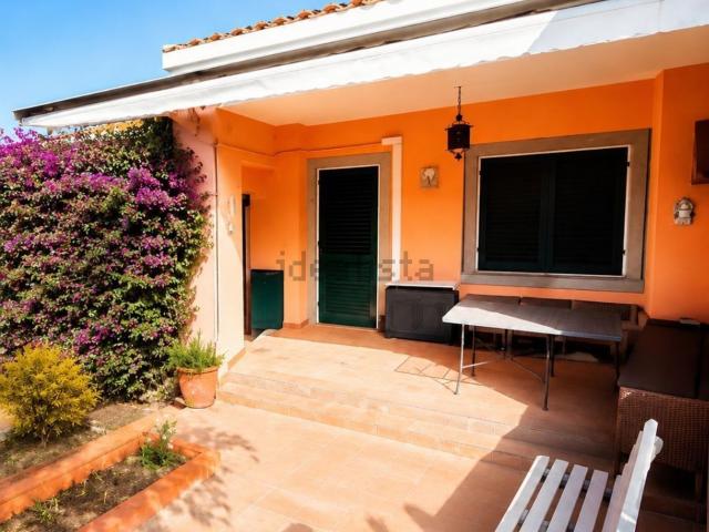 Appartamento in vendita di 95 m² in Via della Grotta