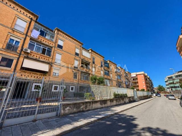 Appartamento in vendita di 95 m² in Via della Indipendenza, 55