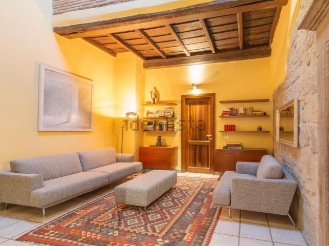 Appartamento in vendita di 95 m² in Via della Molinella