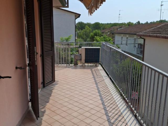 Appartamento in vendita di 95 m² in Via della Pineta