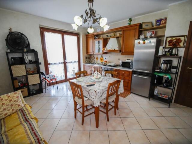 Appartamento in vendita di 95 m² in Via della Resistenza