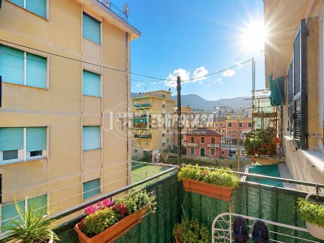 Appartamento in vendita di 95 m² in Via delle Rocche, 15
