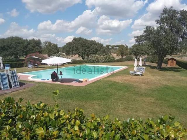 Appartamento in vendita di 95 m² in Via di Marco Simone, 80