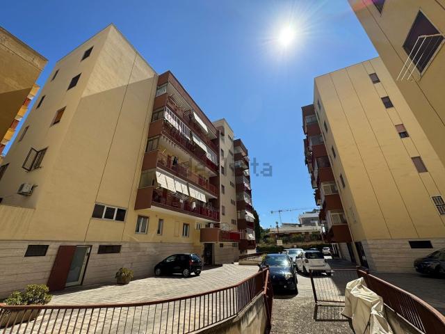 Appartamento in vendita di 95 m² in Via di San Spirito Giuseppe Garibaldi, 58