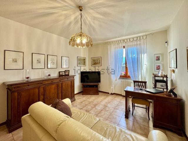Appartamento in vendita di 95 m² in Via di Sorbano del Vescovo, 301