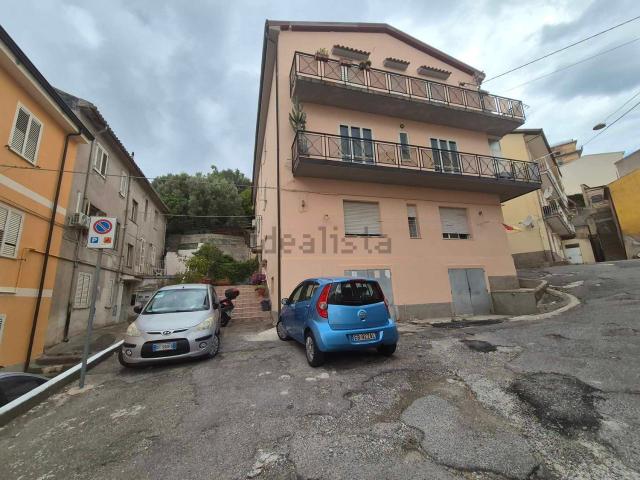 Appartamento in vendita di 95 m² in Via Domenico Marincola Pistoia