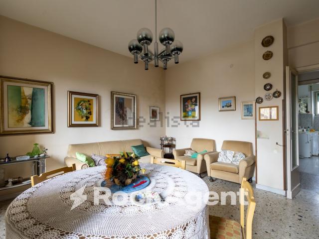 Appartamento in vendita di 95 m² in Via Domenico Marincola Pistoia, 283