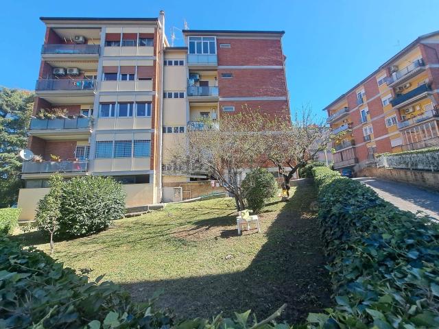 Appartamento in vendita di 95 m² in Via Domenico Ragona, 10
