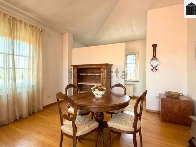 Appartamento in vendita di 95 m² in Via Donica