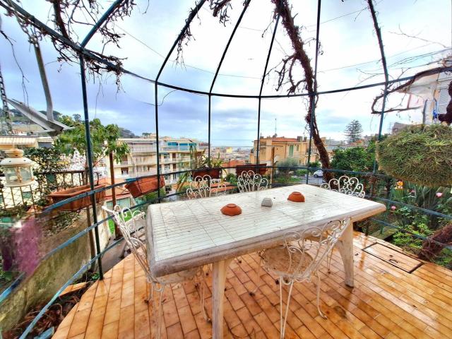 Appartamento in vendita di 95 m² in Via Duca degli Abruzzi