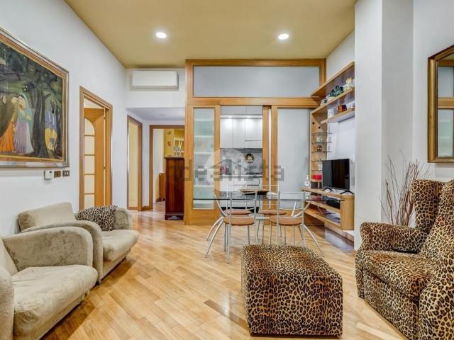 Appartamento in vendita di 95 m² in Via Durazzo