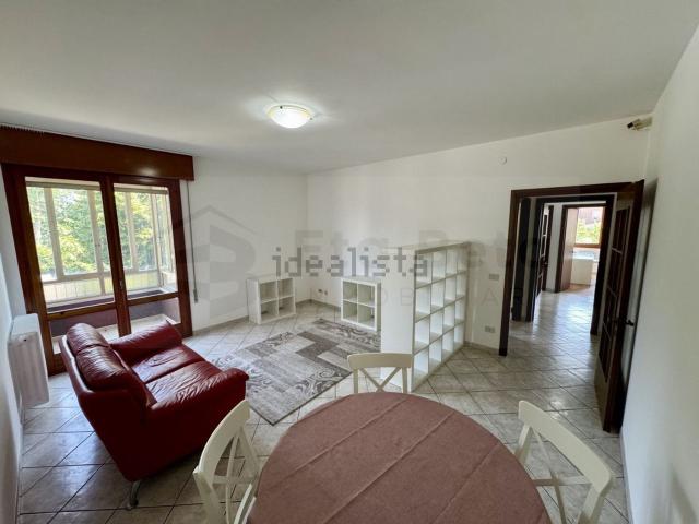 Appartamento in vendita di 95 m² in Via E. Medi