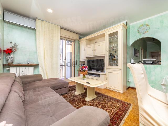 Appartamento in vendita di 95 m² in Via Elia Simone, 11