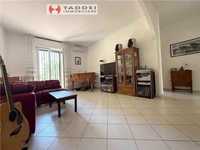 Appartamento in vendita di 95 m² in Via Elio Chianesi