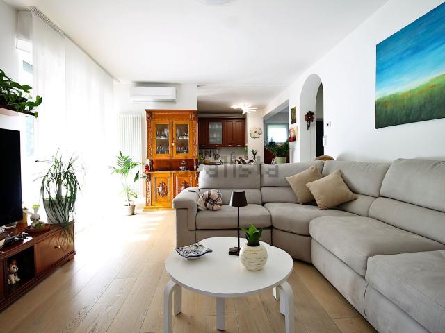 Appartamento in vendita di 95 m² in Via Enrico Fermi, 18