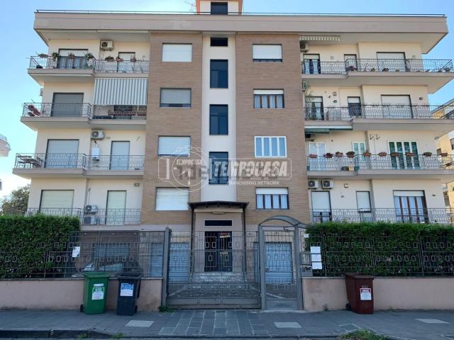 Appartamento in vendita di 95 m² in Via Ettore Corcioni, 75