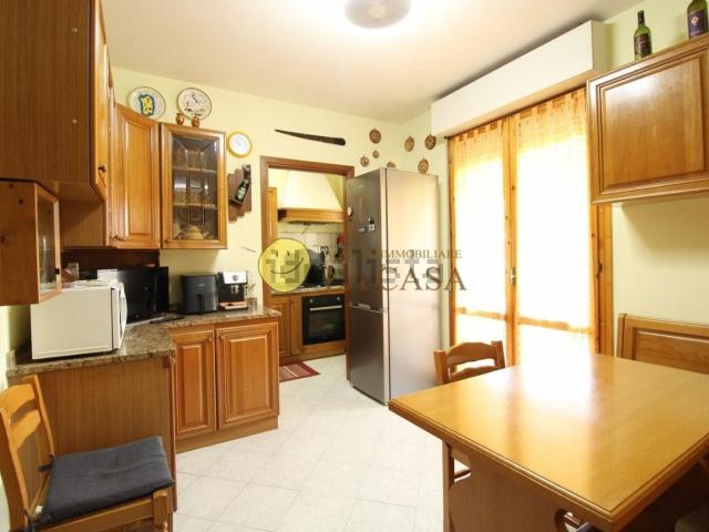 Appartamento in vendita di 95 m² in Via F.lli Rosselli