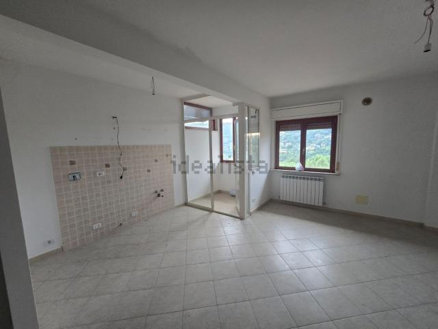 Appartamento in vendita di 95 m² in Via Ferdinando Magellano, 53
