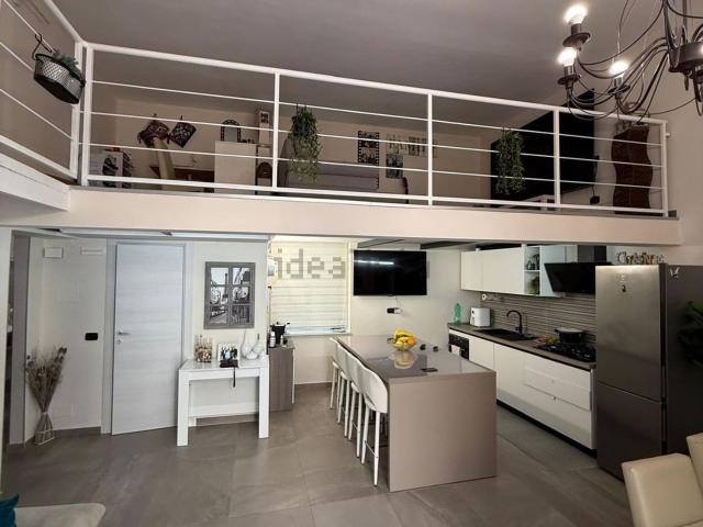 Appartamento in vendita di 95 m² in Via Ferdinando Lavanga