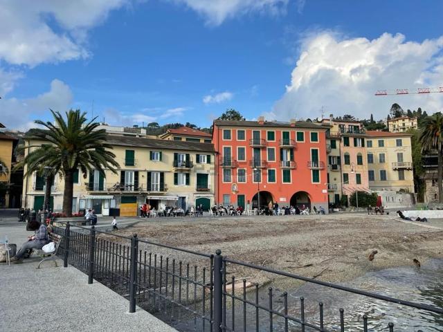 Appartamento in vendita di 95 m² in Via Fioria