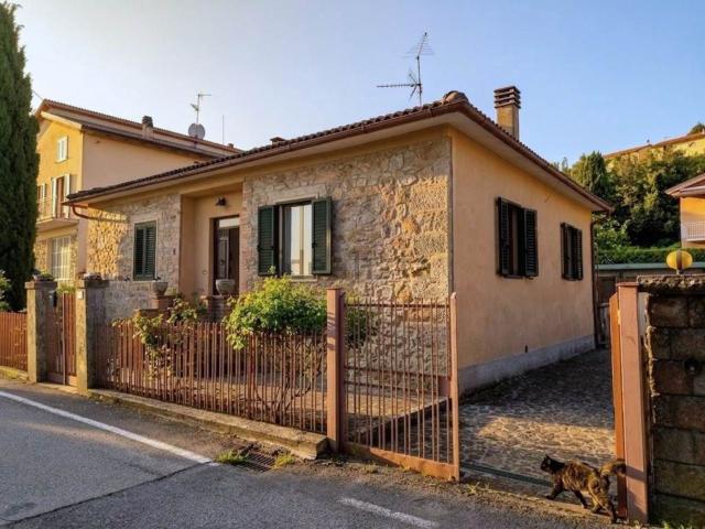 Appartamento in vendita di 95 m² in Via Fiume, 24