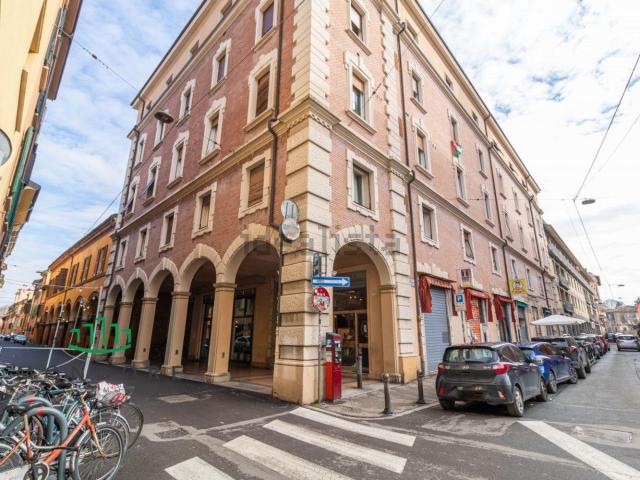 Appartamento in vendita di 95 m² in Via Fondazza, 42