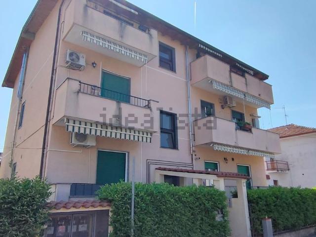 Appartamento in vendita di 95 m² in Via Fratelli Bronzetti, 13