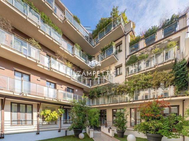 Appartamento in vendita di 95 m² in Via Fratelli Bronzetti, 25