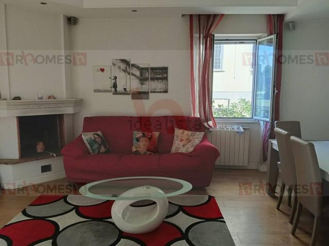 Appartamento in vendita di 95 m² in Via Francesco Giardoni