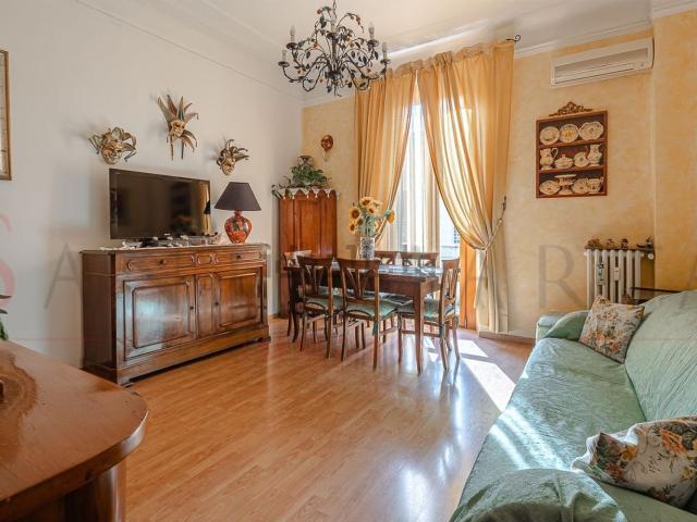 Appartamento in vendita di 95 m² in Via Francesco Nava