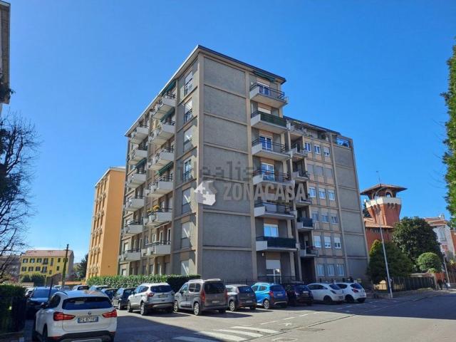 Appartamento in vendita di 95 m² in Via G. Marconi, 17
