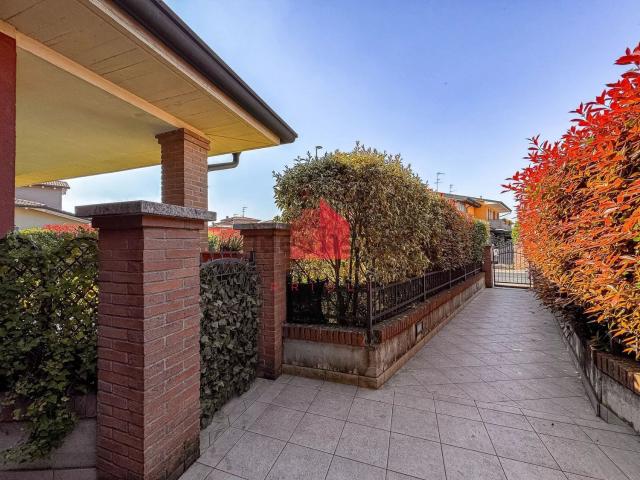 Appartamento in vendita di 95 m² in Via G. Aresi, 50