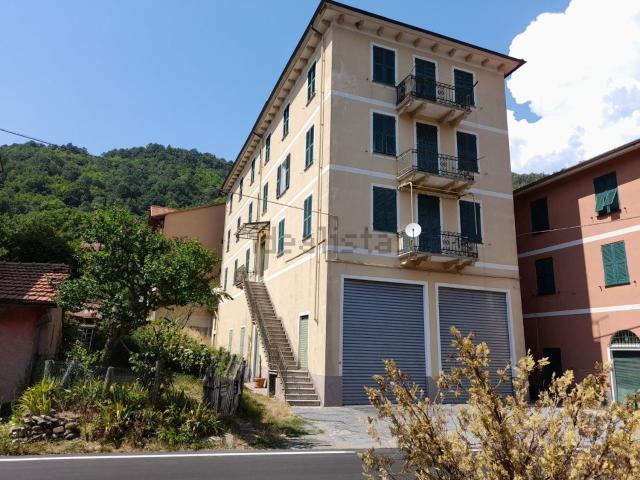 Appartamento in vendita di 95 m² in Via G. Barbieri, 10